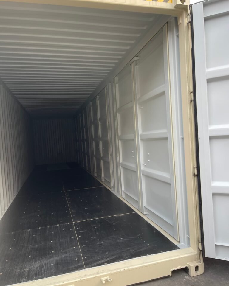 Instagram post from kingcargopanama. This post is in position 9.